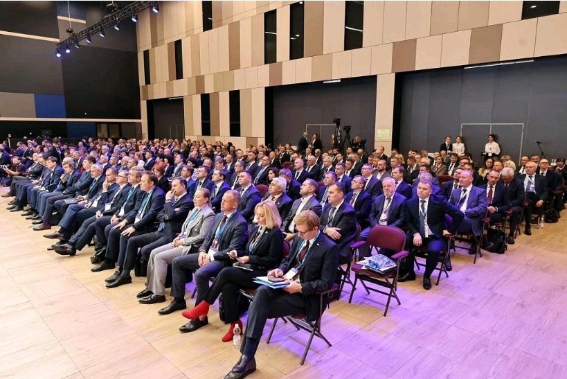 Участники совещания.jpg Участники совещания.jpg